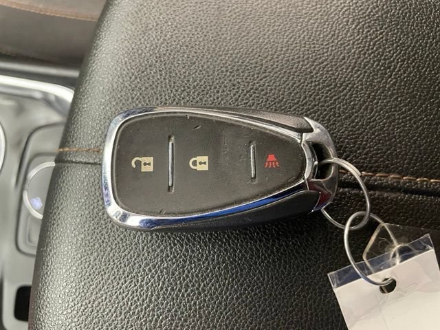 2021 Chevrolet Traverse LS - Photo 23