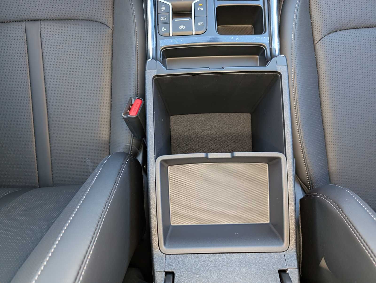 2026 Kia Sorento EX - Photo 14
