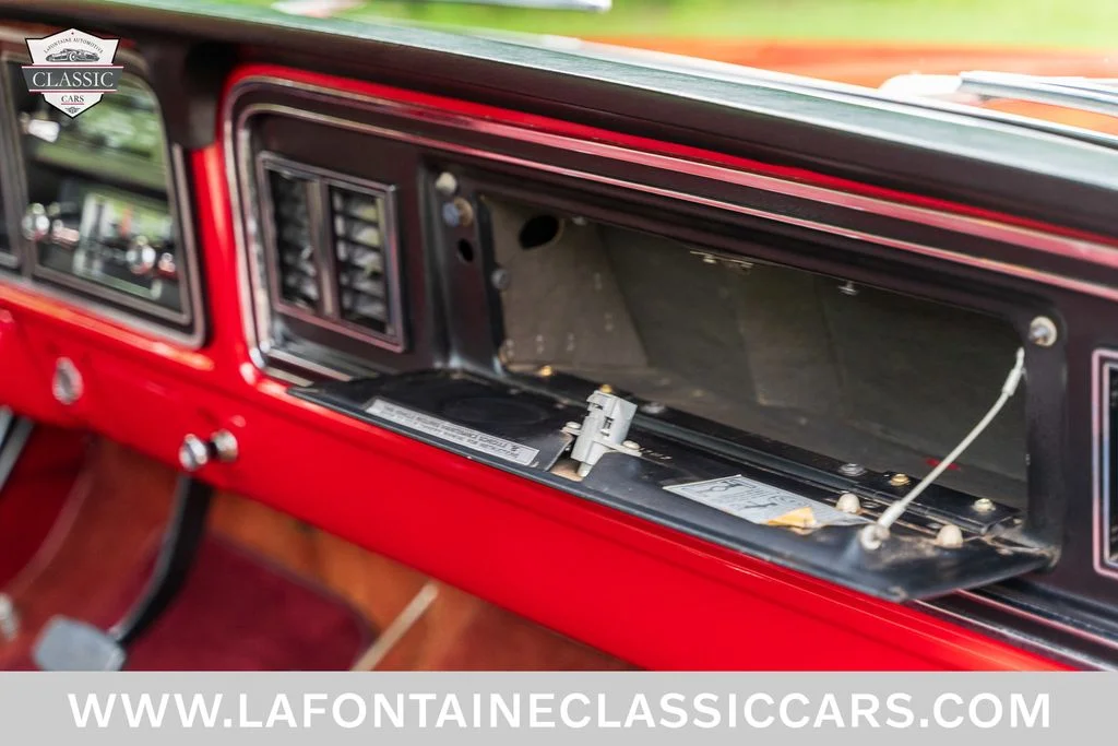 Used 1975 Red Ford  image 79