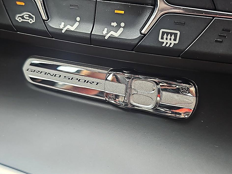Used 2019 Black Chevrolet Grand Sport 2LT image 21