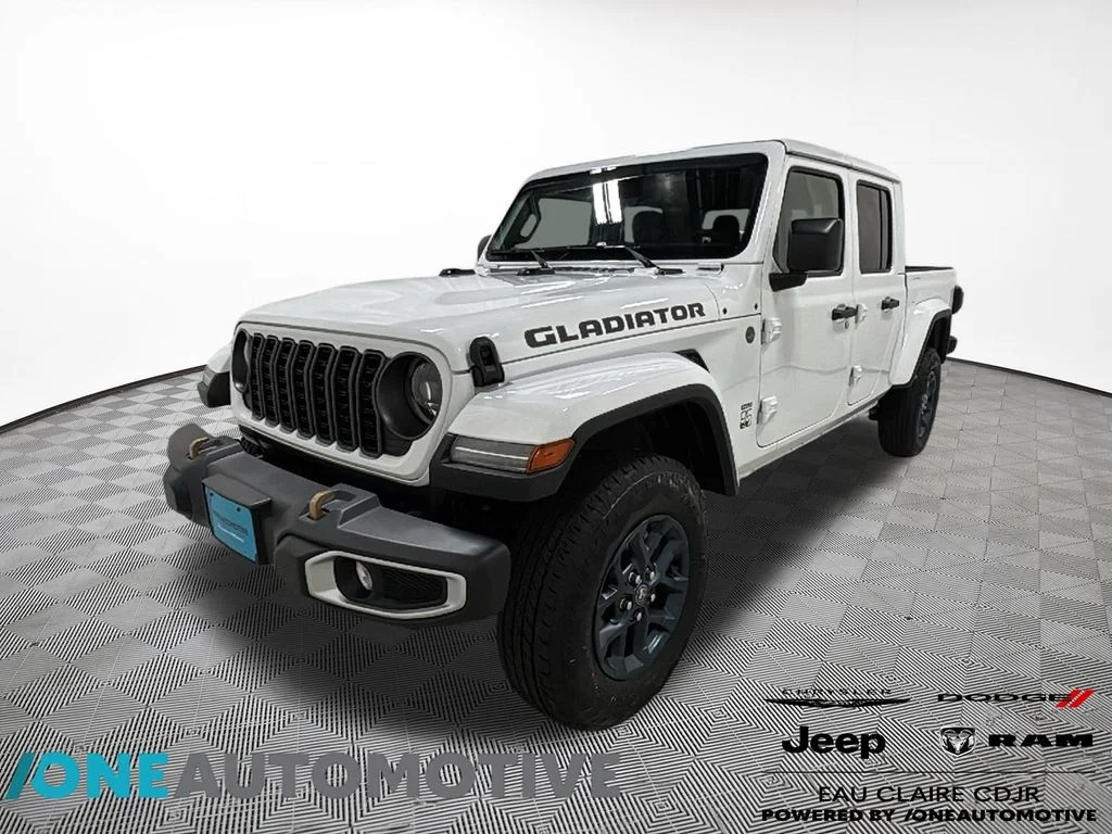 2026 Jeep Gladiator 85th Anniversary Edition Auto's photo