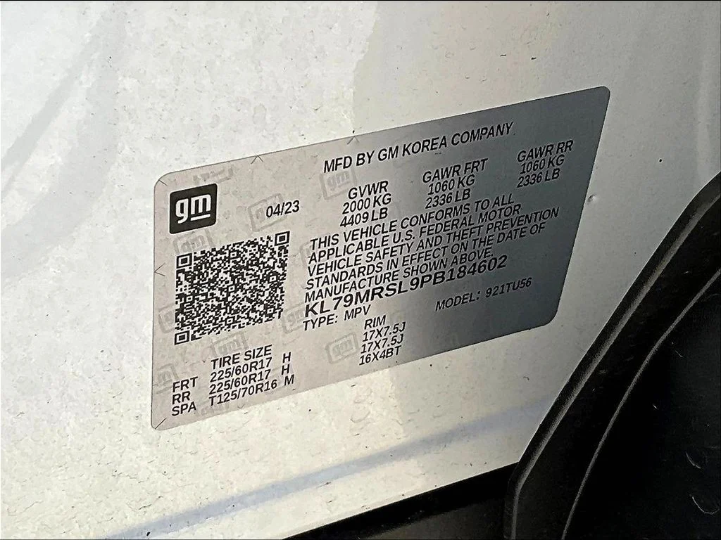 Used 2023 White Chevrolet LT image 21