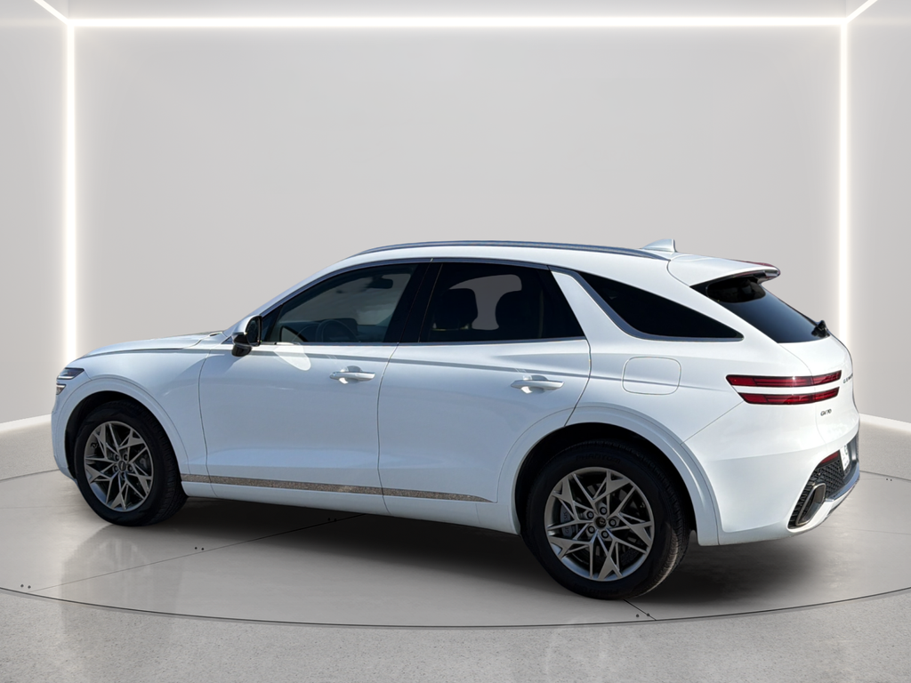 Used 2025 White Genesis 2.5T image 14