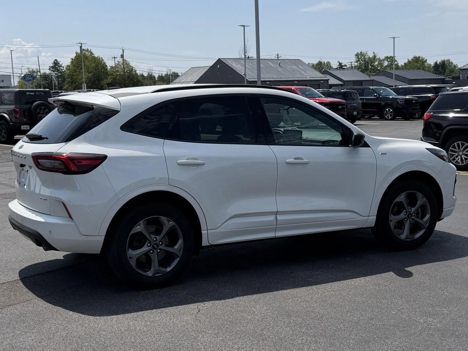 Used 2024 Star White Metallic Tri-Coat Ford ST-Line image 4