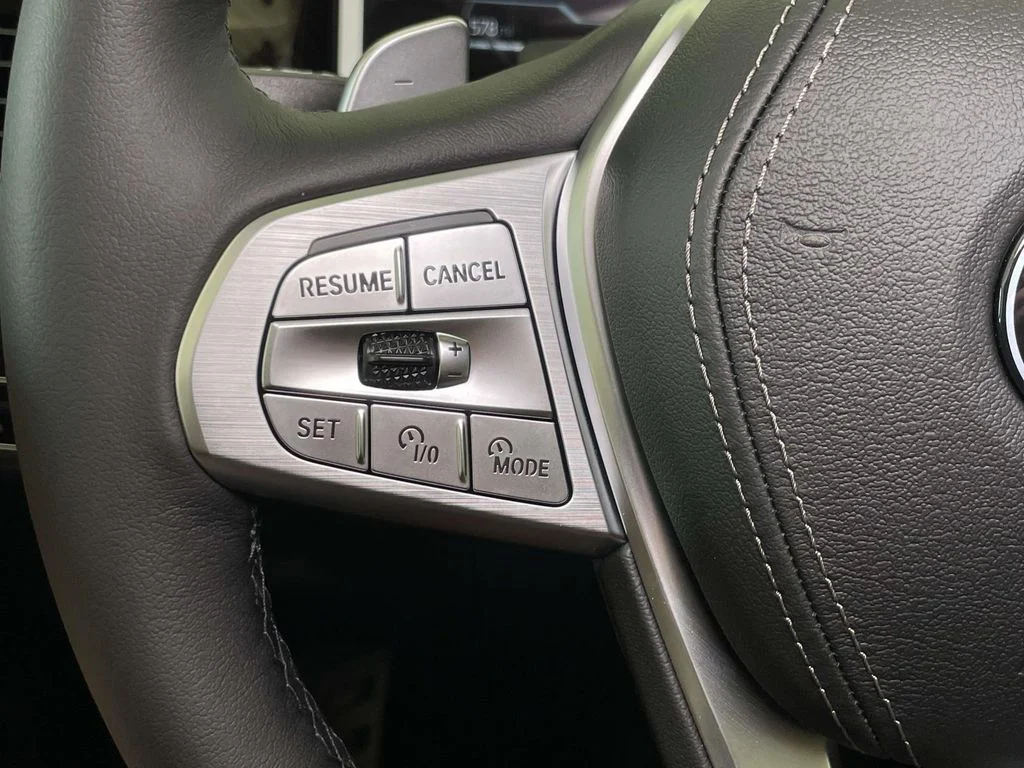 New 2027 Gray BMW xDrive40i image 37