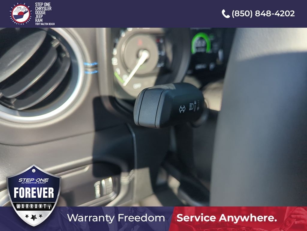 Used 2024 Silver Jeep High Altitude 4xe image 18