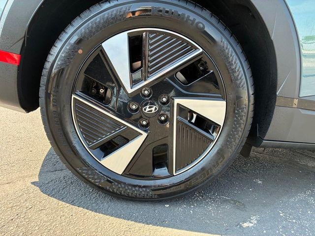 New 2026 Digital Teal Hyundai SE image 38