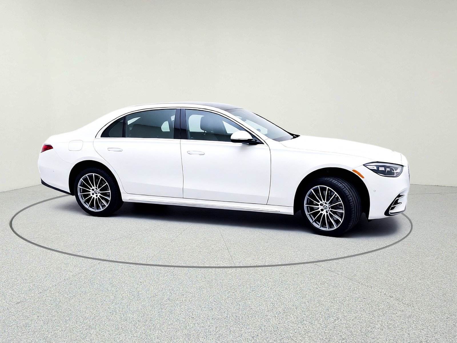 New 2026 MANUFAKTUR Moonlight White Metallic Mercedes-Benz S 580 4MATIC® Sedan image 5