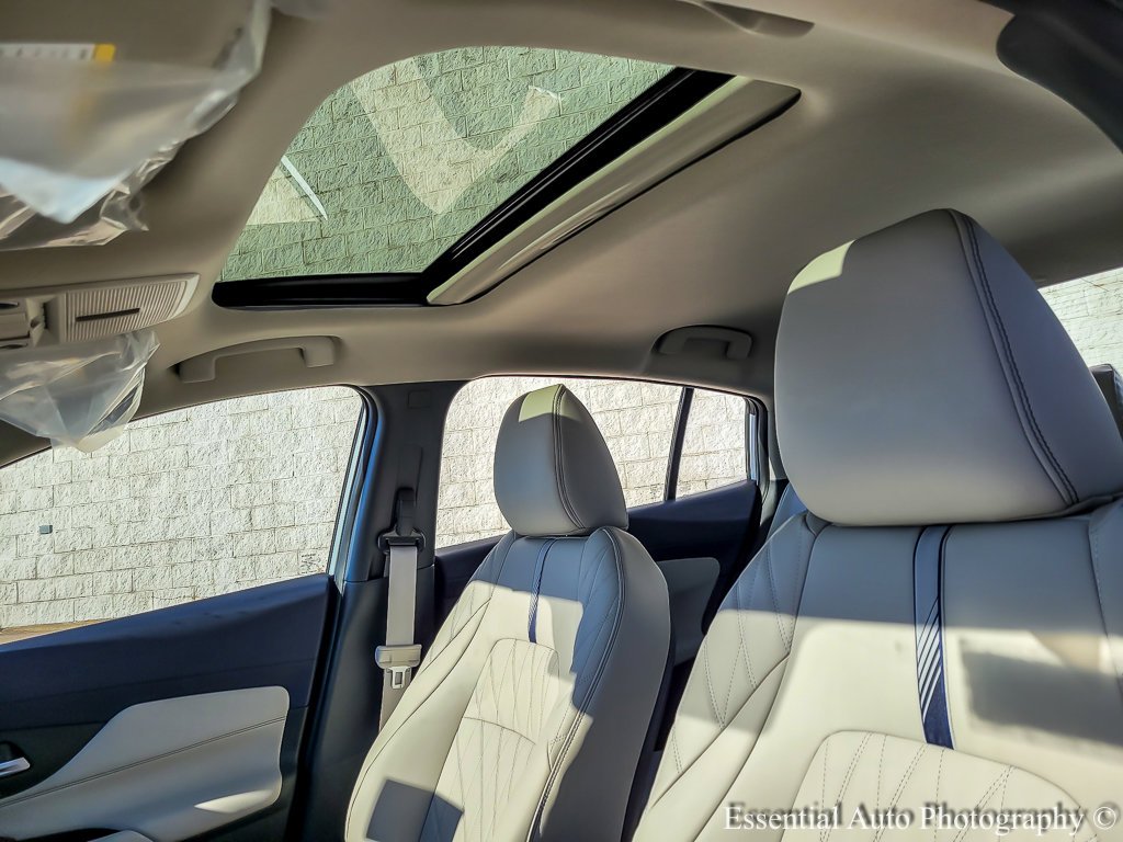 New 2026 Aspen White Tricoat Nissan SL image 8