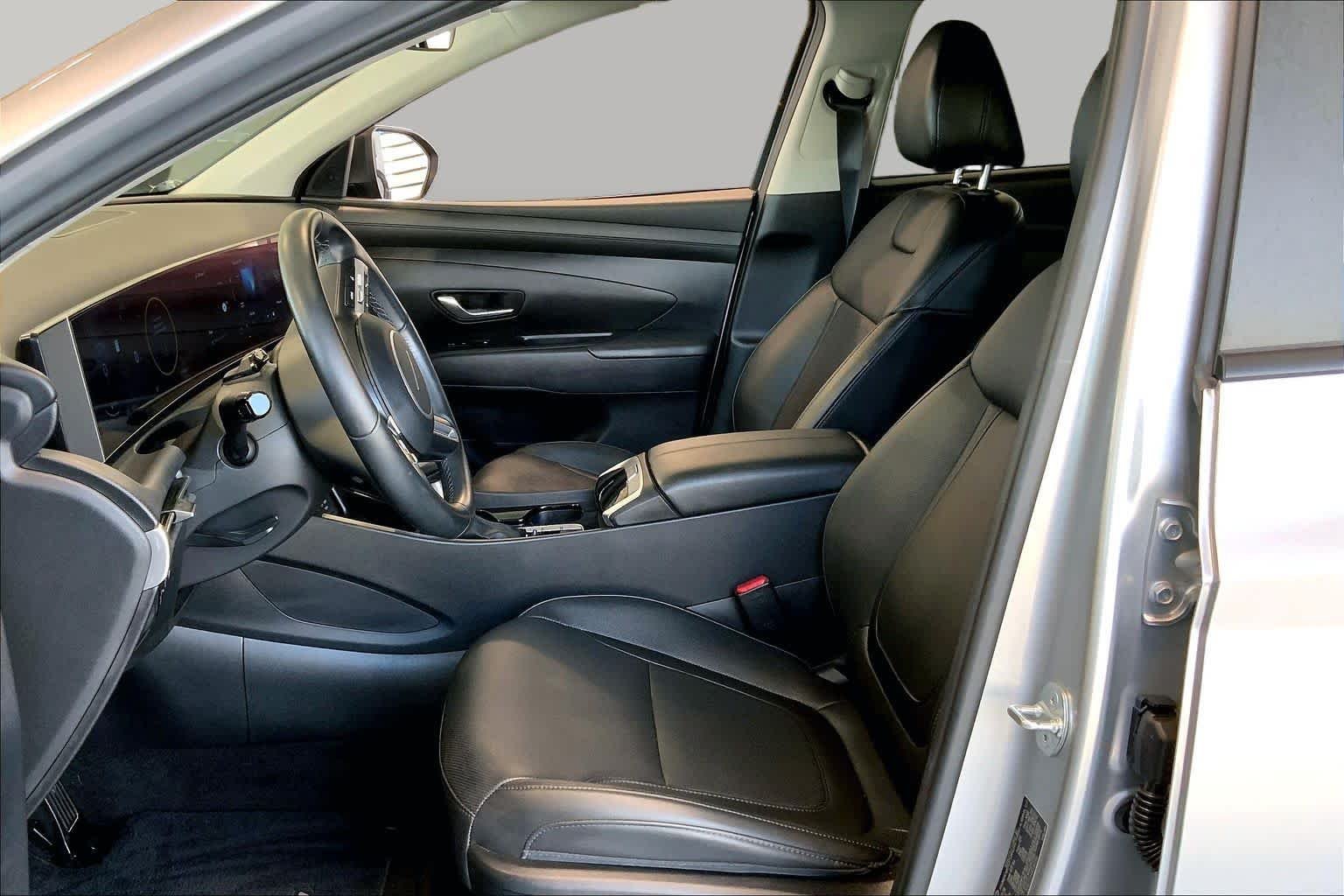 Certified Pre-Owned 2025 Hyundai Tucson SEL Convenience