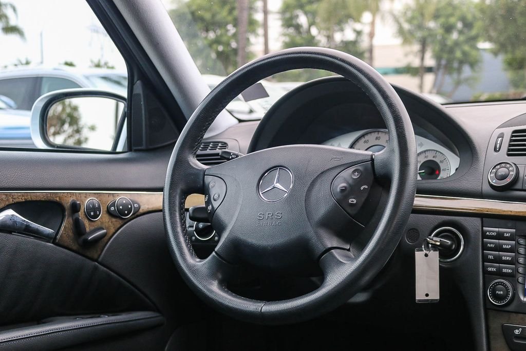 Used 2006 Silver Mercedes-Benz E 350 image 16