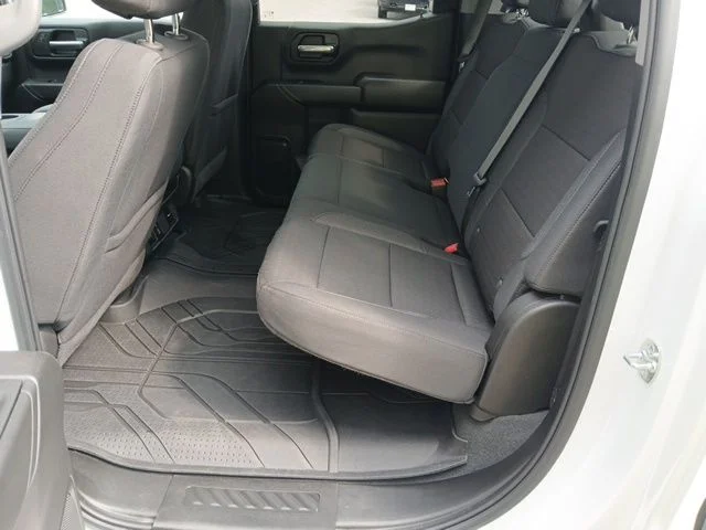 Used 2025 White Chevrolet Custom image 19