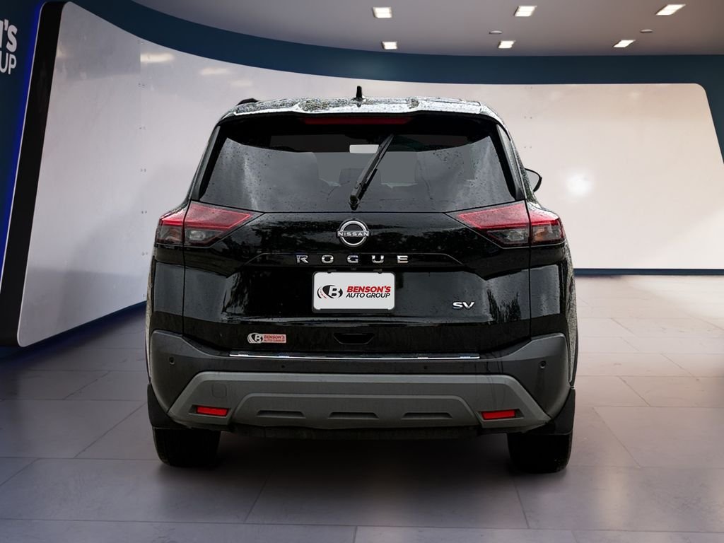 Used 2023 Black Nissan SV image 4