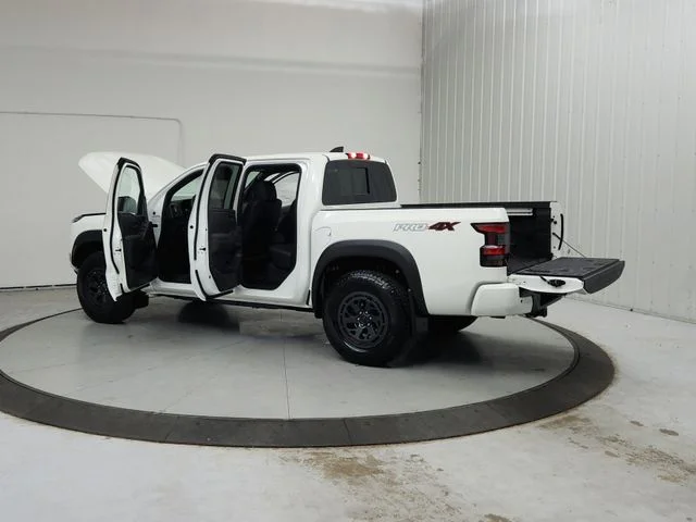 New 2027 White Nissan PRO-4X image 14