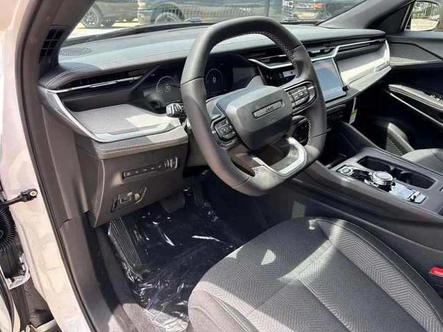 New 2026 White Jeep Laredo image 19