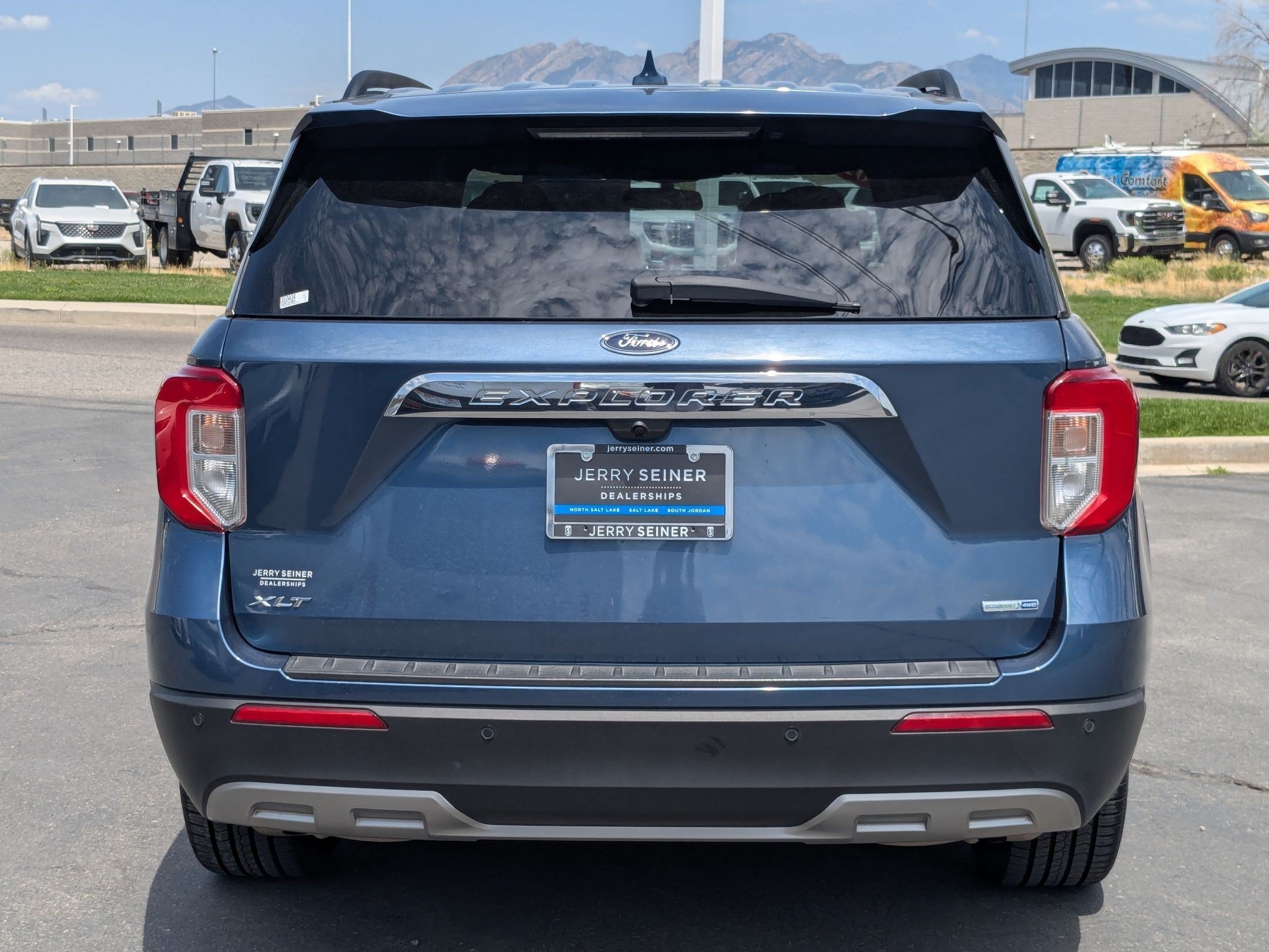 Used 2020 Blue Metallic Ford XLT image 5