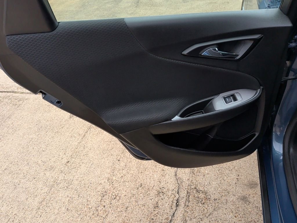 Used 2025 Blue Chevrolet LT image 31
