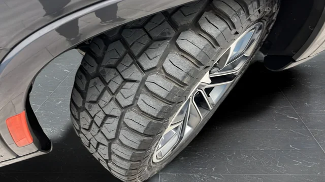 Used 2022 Baltic Gray Metallic Clearcoat Jeep Series III image 44