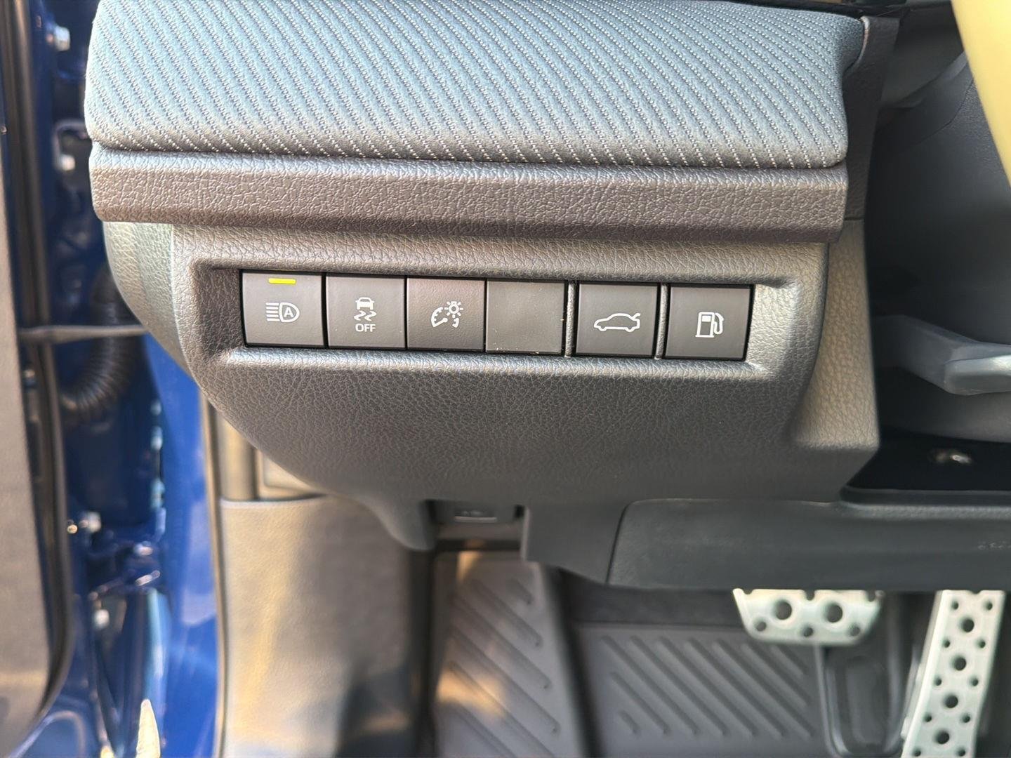New 2026 Reservoir Blue Toyota SE image 19