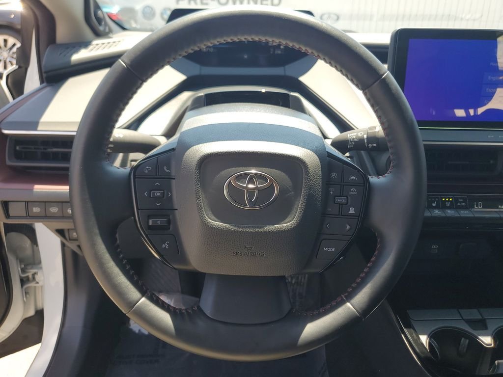 Used 2024 Pearl Toyota XSE Premium image 24