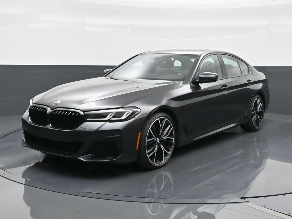 Used 2023 Gray BMW 530i image 1