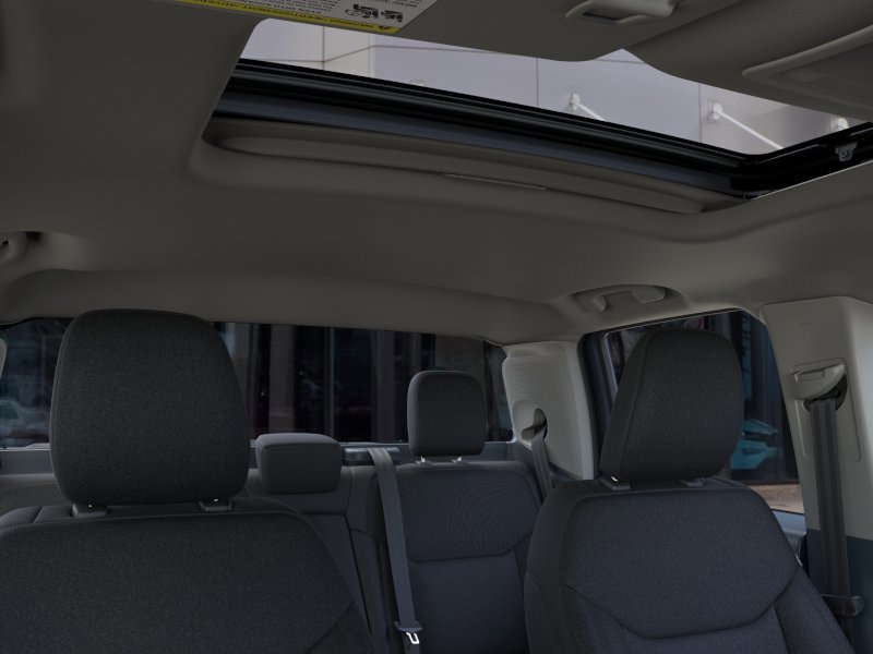 New 2025 Azure Gray Metallic Tri-Coat Ford XLT image 12