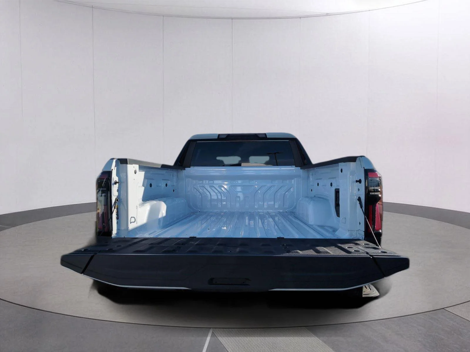 New 2026 Summit White GMC Elevation Standard Range image 23