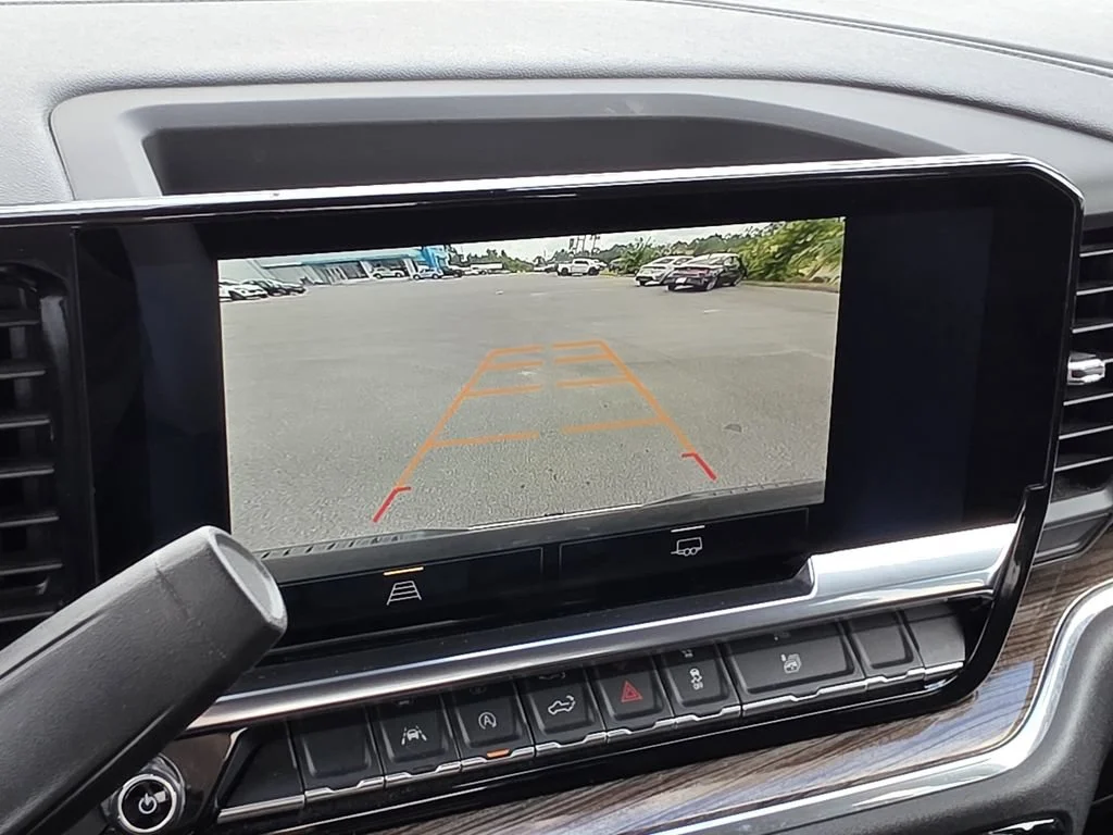 Used 2025 Black Chevrolet LT image 22