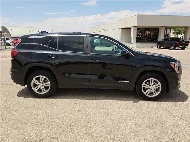 Used 2024 Black GMC SLE All-Wheel Drive image 5