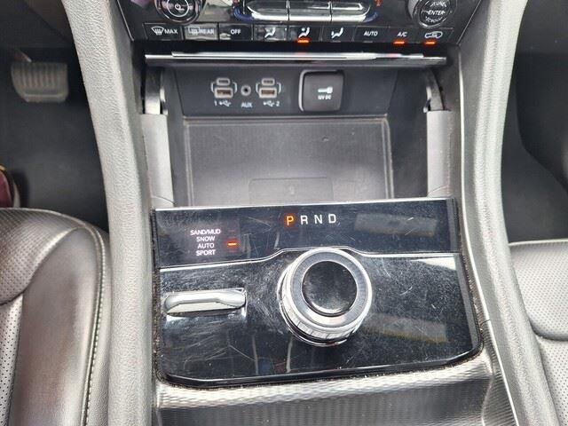 Used 2024 Baltic Gray Metallic Clearcoat Jeep Limited image 20