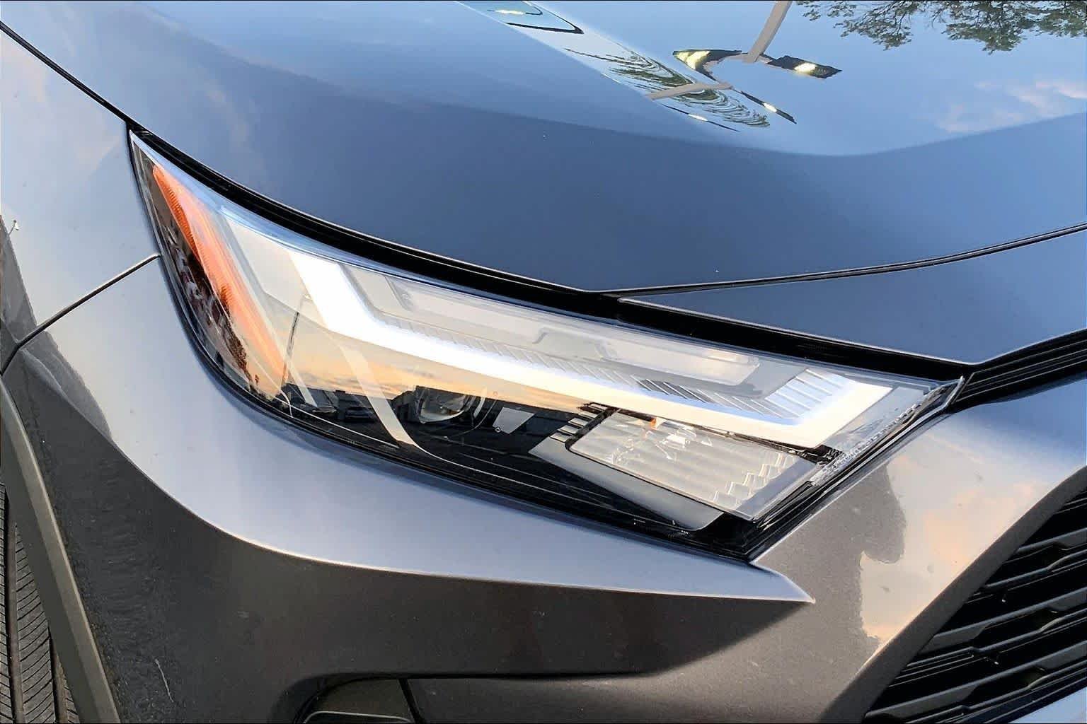 Used 2024 Magnetic Gray Metallic Toyota XLE Premium image 26