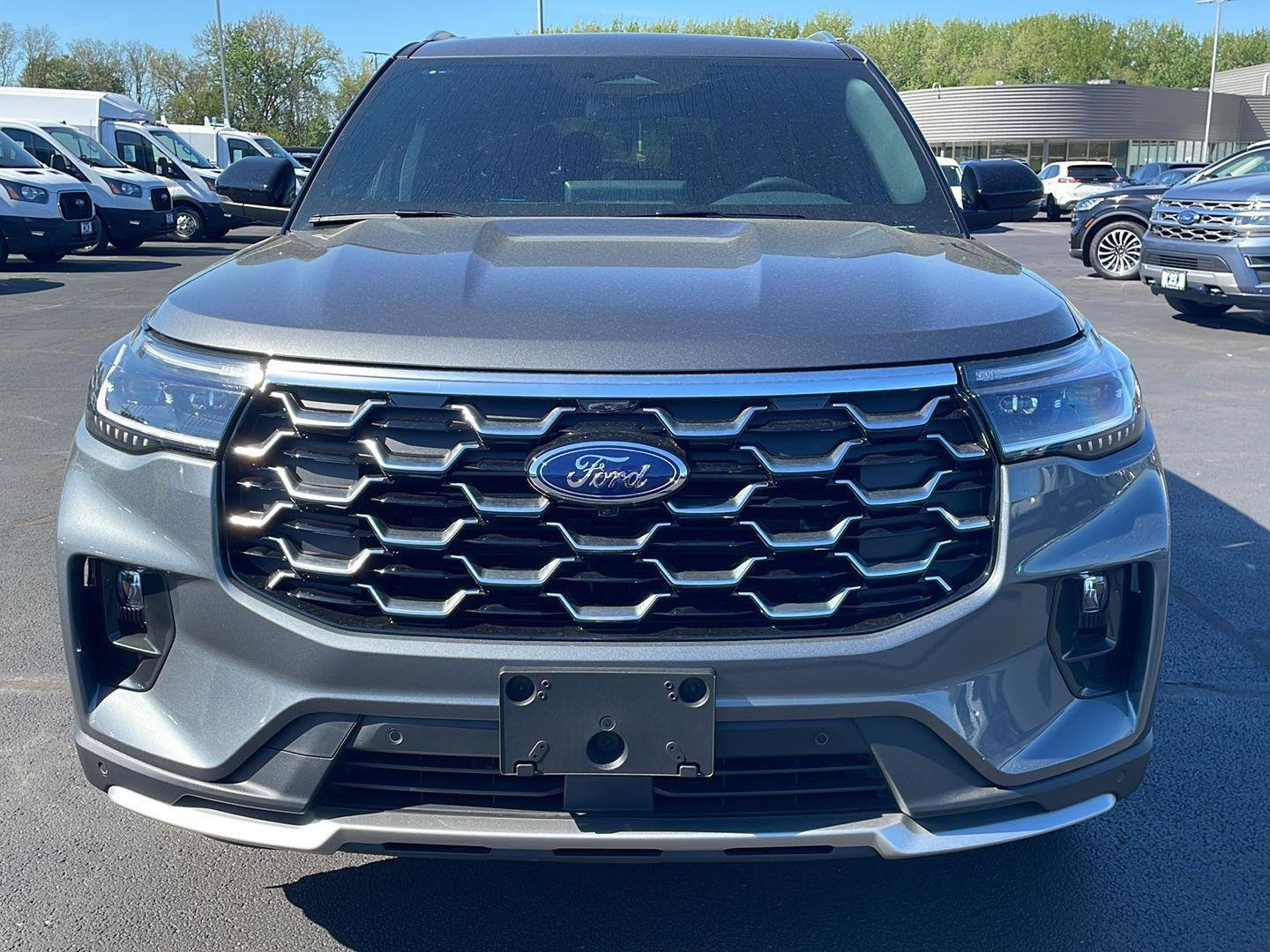 New 2026 Carbonized Gray Metallic Ford Platinum™ image 43