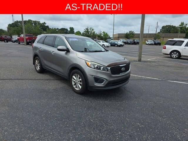 Used 2017 Silver Kia L image 1