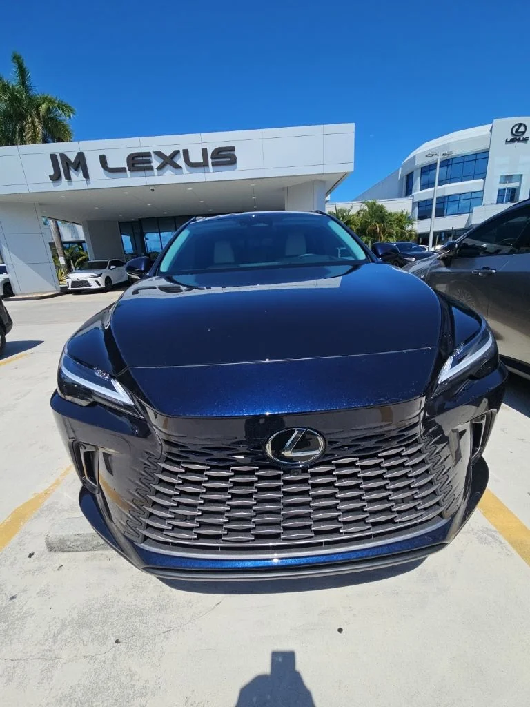 Used 2025 Mica Lexus 350 Premium Plus image 5