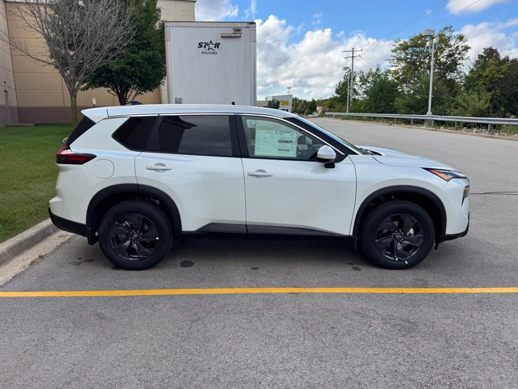 New 2027 White Nissan SV image 3