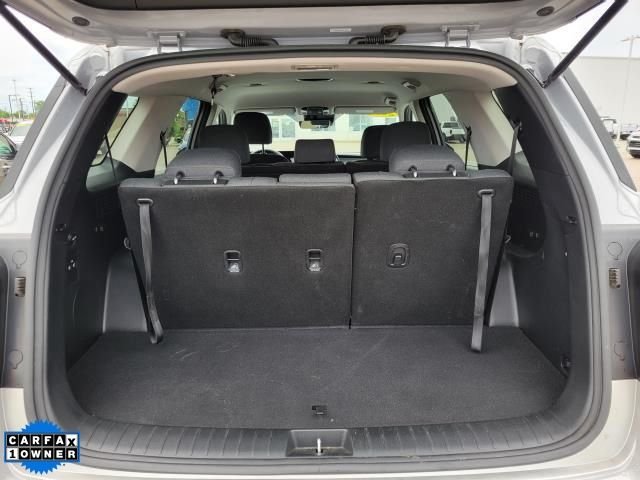 Certified Used 2025 Silver Hyundai SE image 7