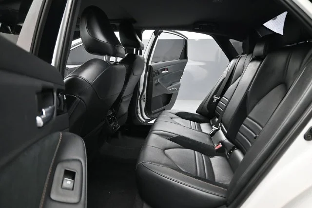 Used 2019 Pearl Toyota Touring image 16