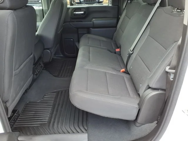 Used 2025 White Chevrolet Custom image 16