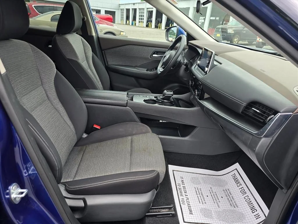 Used 2021 Blue Nissan SV image 14