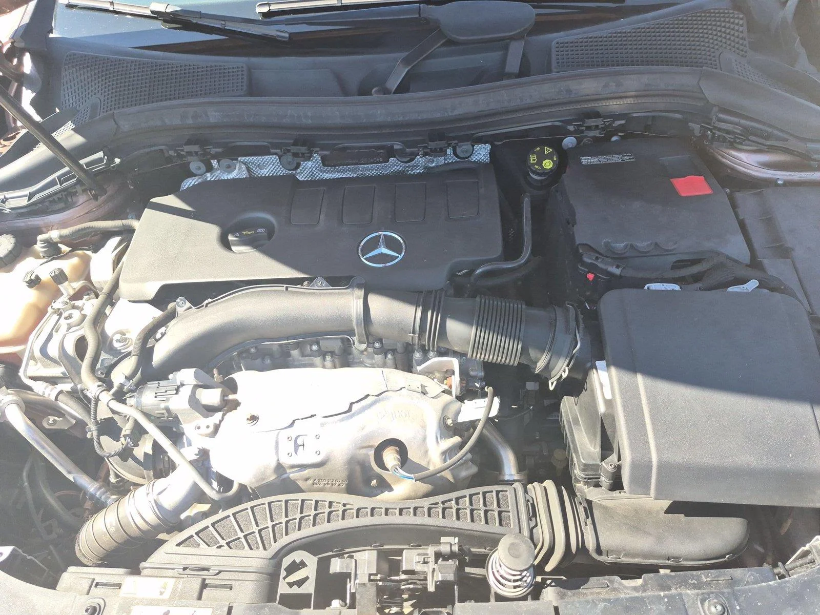 Used 2021 Rose Gold Metallic Mercedes-Benz GLA 250 image 36