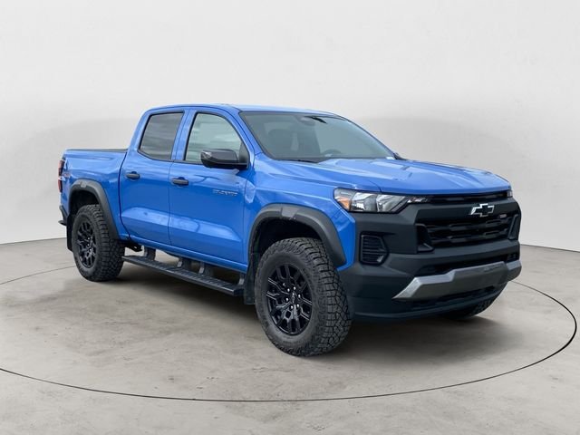 Used 2025 Blue Chevrolet Trail Boss image 7
