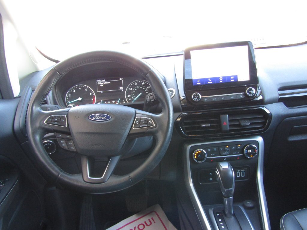 Used 2020  Ford Titanium image 5