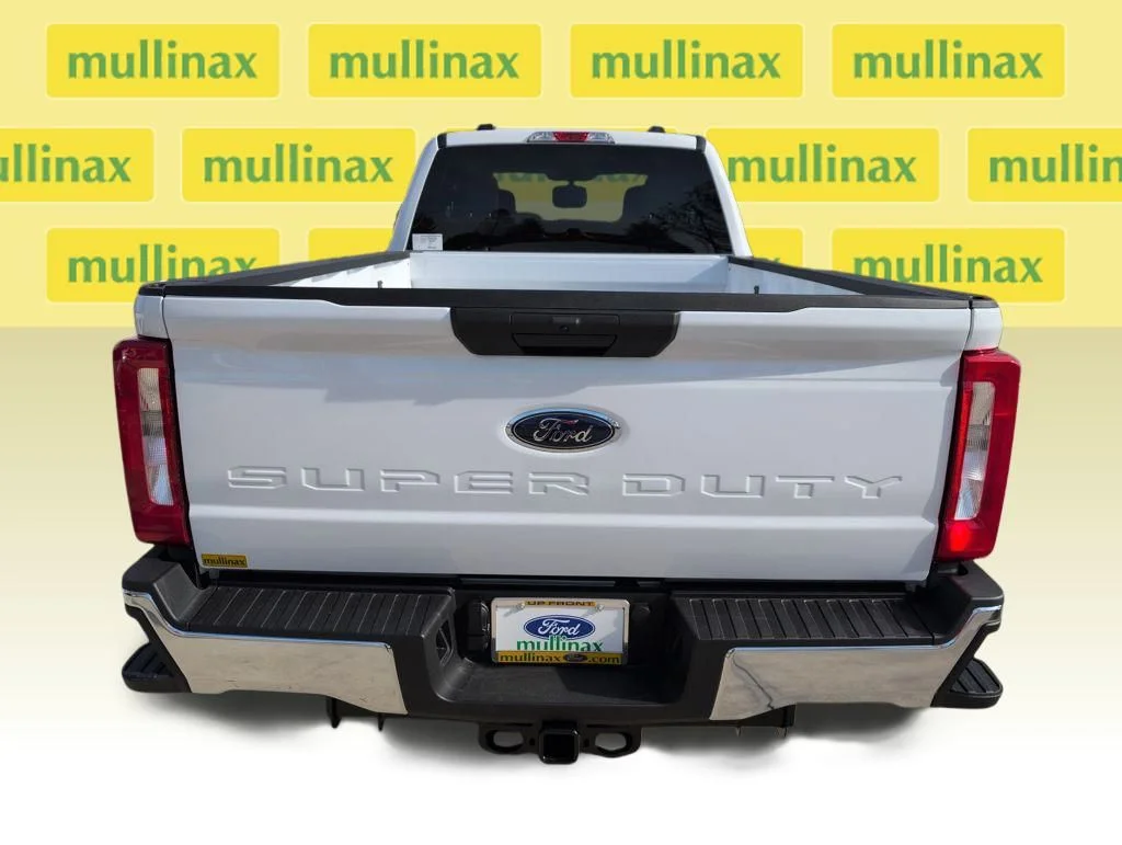 New 2026 White Ford XLT image 25