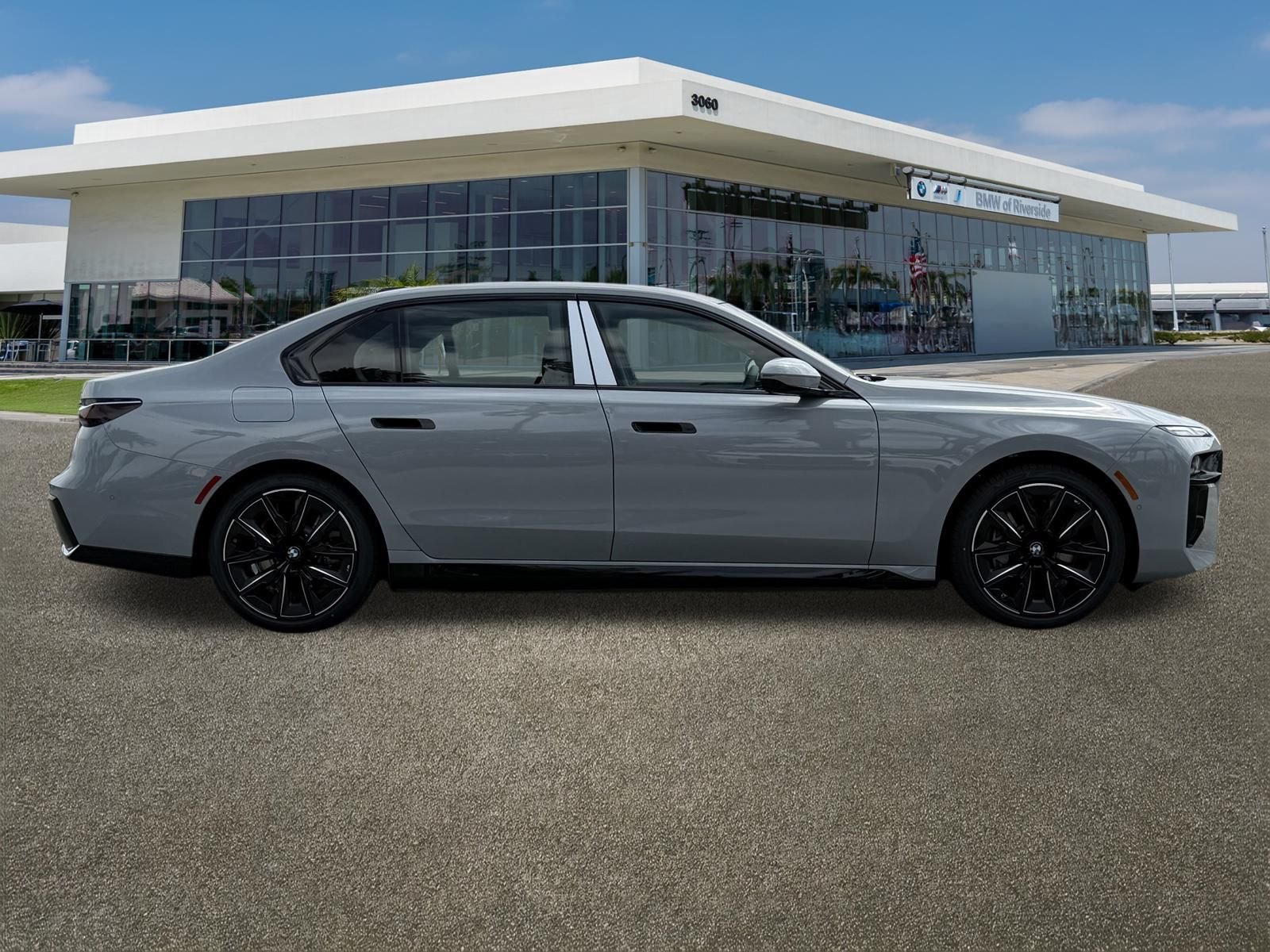 New 2026 Brooklyn Grey Metallic BMW 750e xDrive image 12