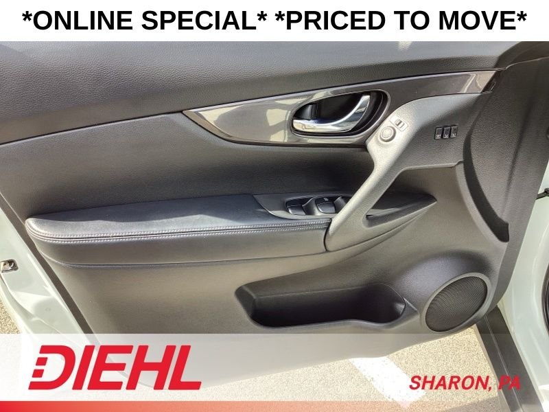 Used 2019 White Nissan SV image 22