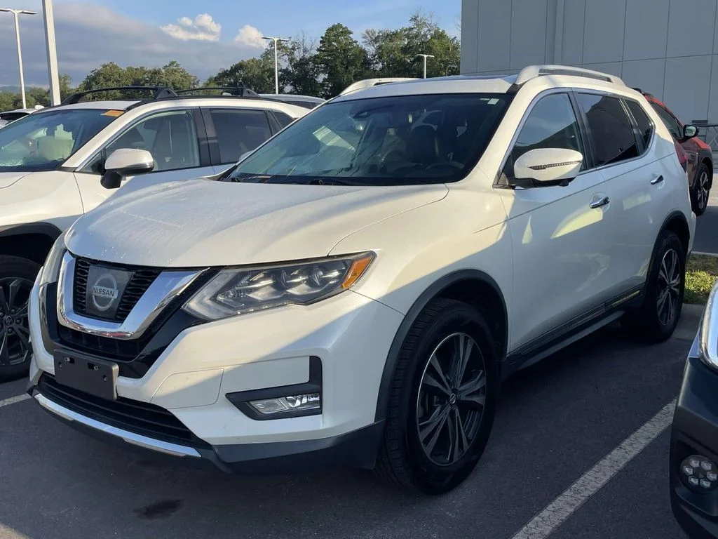 Used 2017 Pearl White Nissan SL image 2