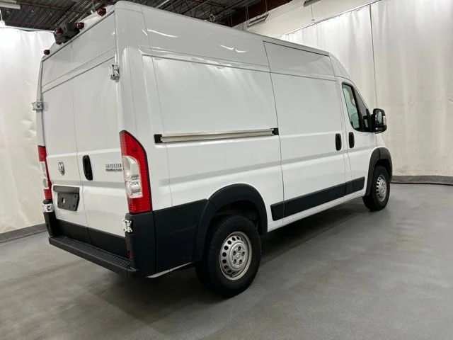 Used 2025 White Ram High Roof image 4