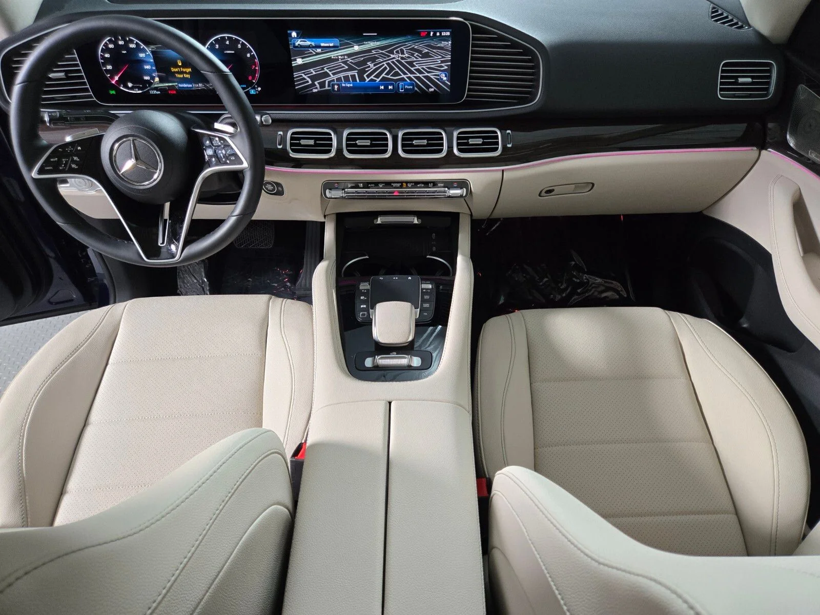 Used 2026 MANUFAKTUR Mystic Blue Metallic Mercedes-Benz GLE 450 image 4