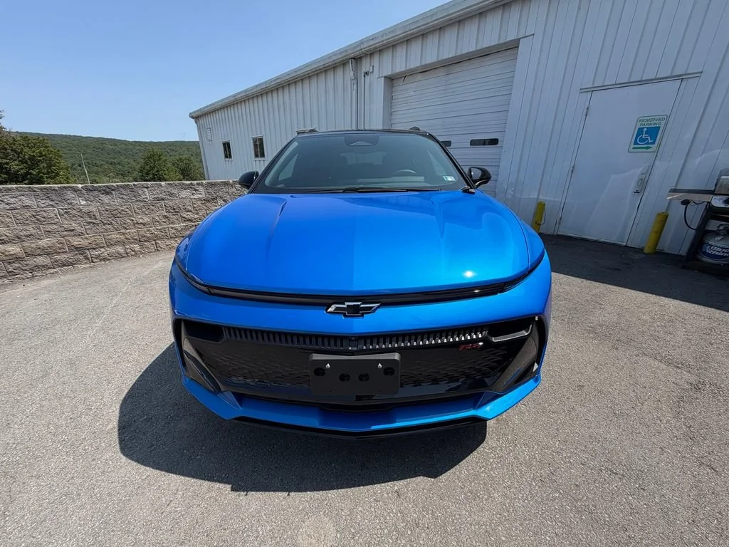 2026 Chevrolet Equinox EV RS - Photo 8