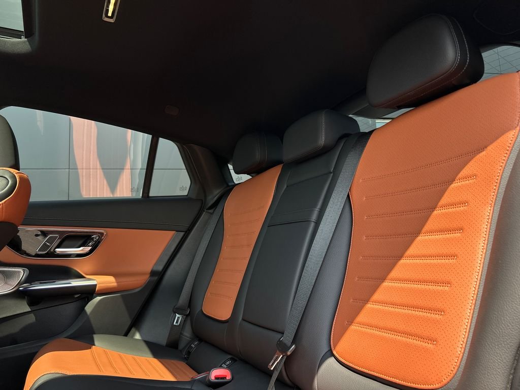 New 2026 Graphite Grey Metallic Mercedes-Benz GLC 300 image 22